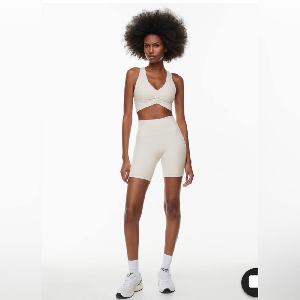 Aritzia Golden BUTTER Cheeky Hi-Rise 5" Short